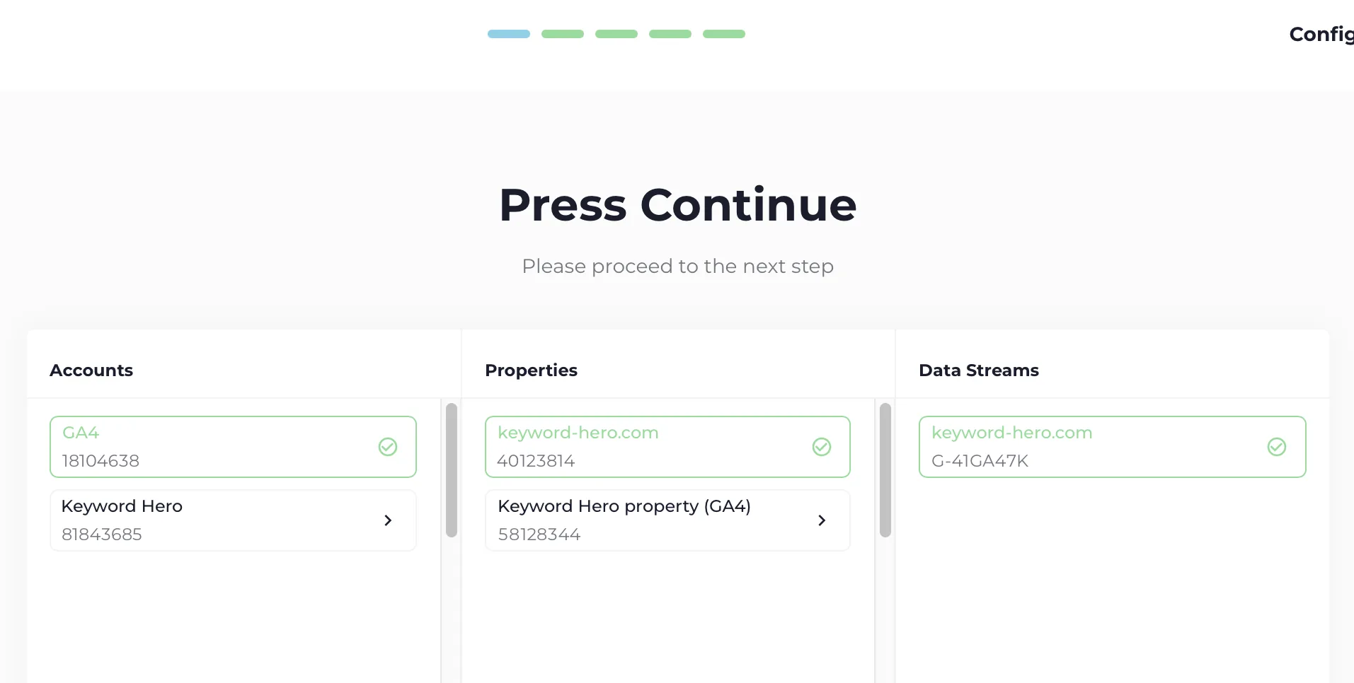 The first wizard step with three columns: Google Analytics accounts, properties and data streams.